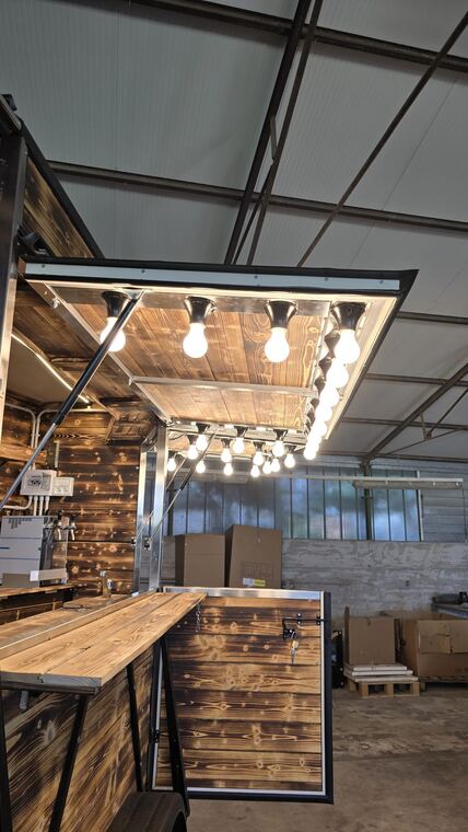 Realizzazione Tecno's · autonegozio o food trailer su misura (foto 035)