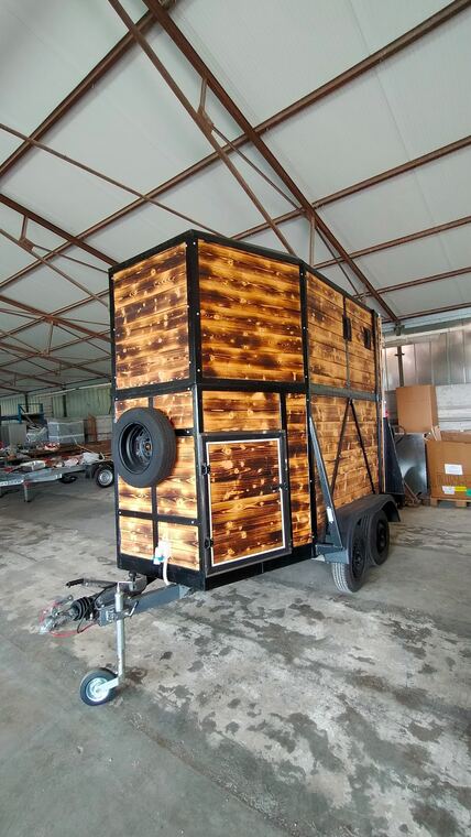 Realizzazione Tecno's · autonegozio o food trailer su misura (foto 058)